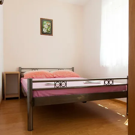Zoran Penzion Omiš